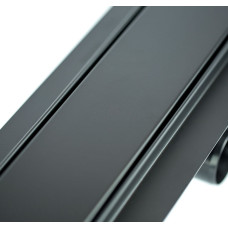 9-2995-600-00-35-10 Решітка PLAIN BLACK нержавіюча полірована L=600 мм Capricorn S.A.